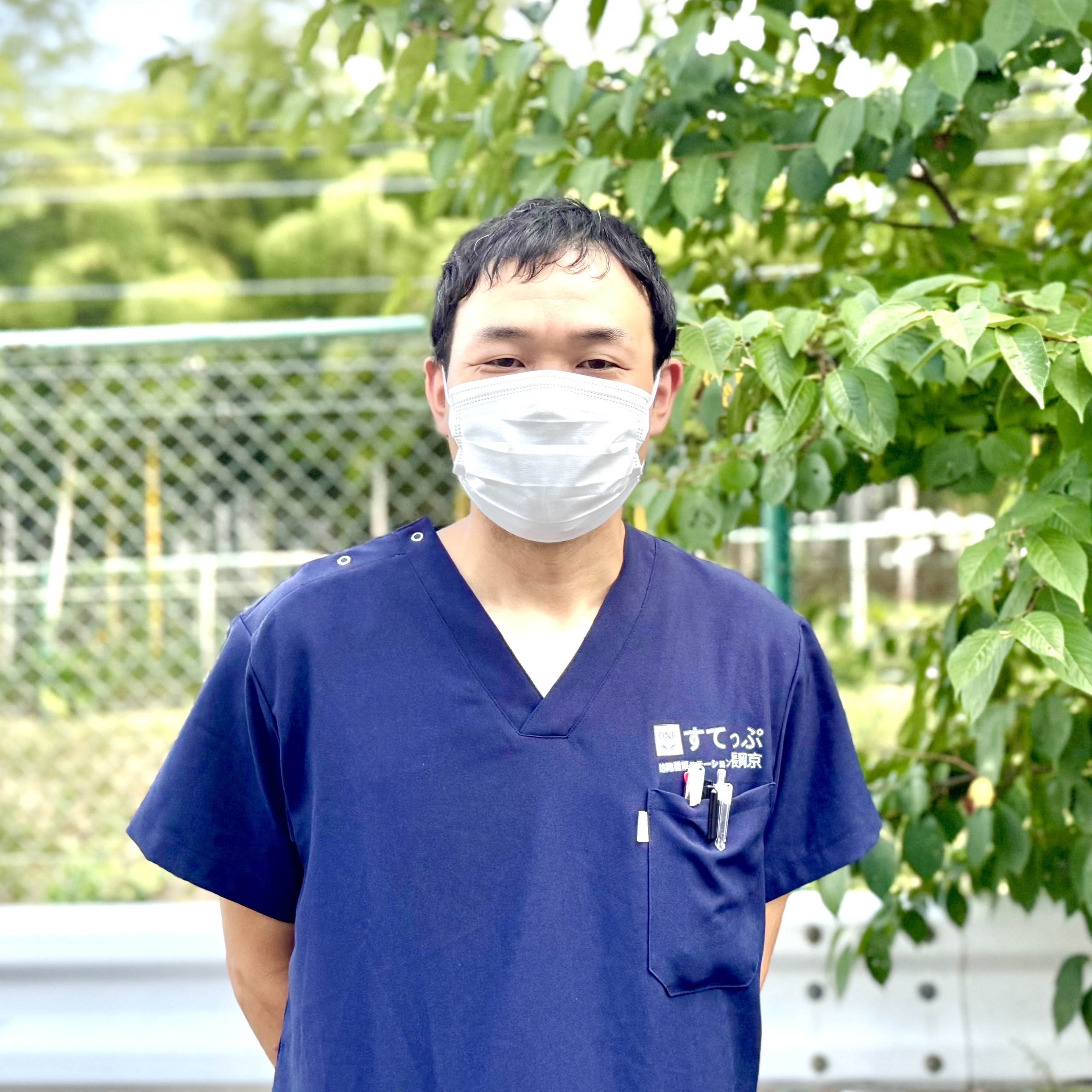 万谷 あいね